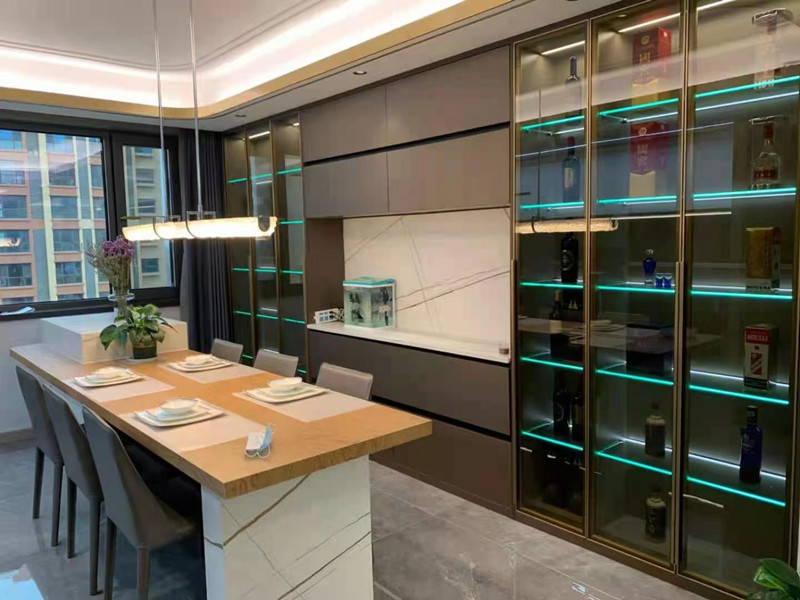 �˺�Ҽ�Ÿ��ִ�����ȫ�ݶ���